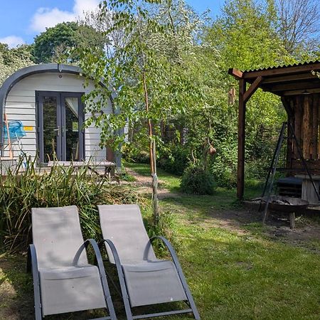 Emlyn'S Coppice - Luxury Woodland Glamping Villa Holywell  Exteriör bild