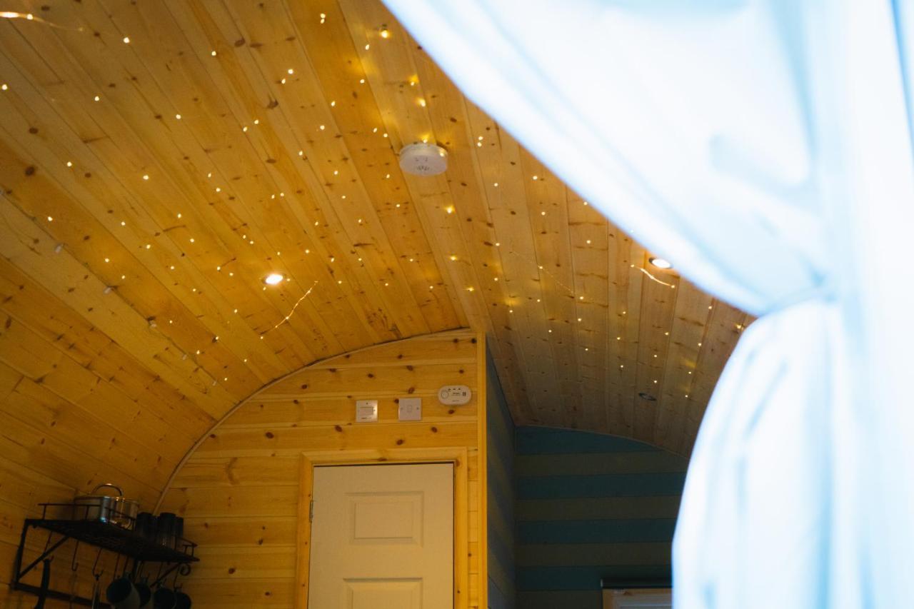 Emlyn'S Coppice - Luxury Woodland Glamping Villa Holywell  Exteriör bild