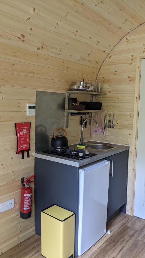 Emlyn'S Coppice - Luxury Woodland Glamping Villa Holywell  Exteriör bild