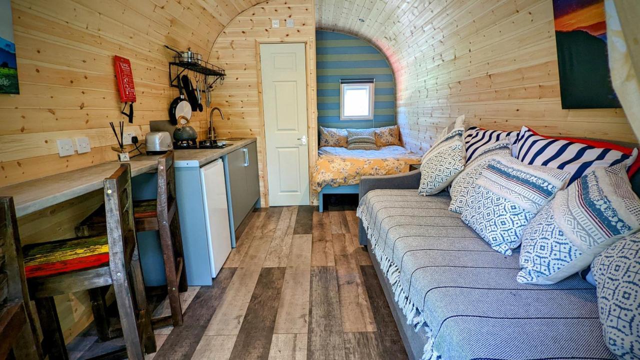 Emlyn'S Coppice - Luxury Woodland Glamping Villa Holywell  Exteriör bild